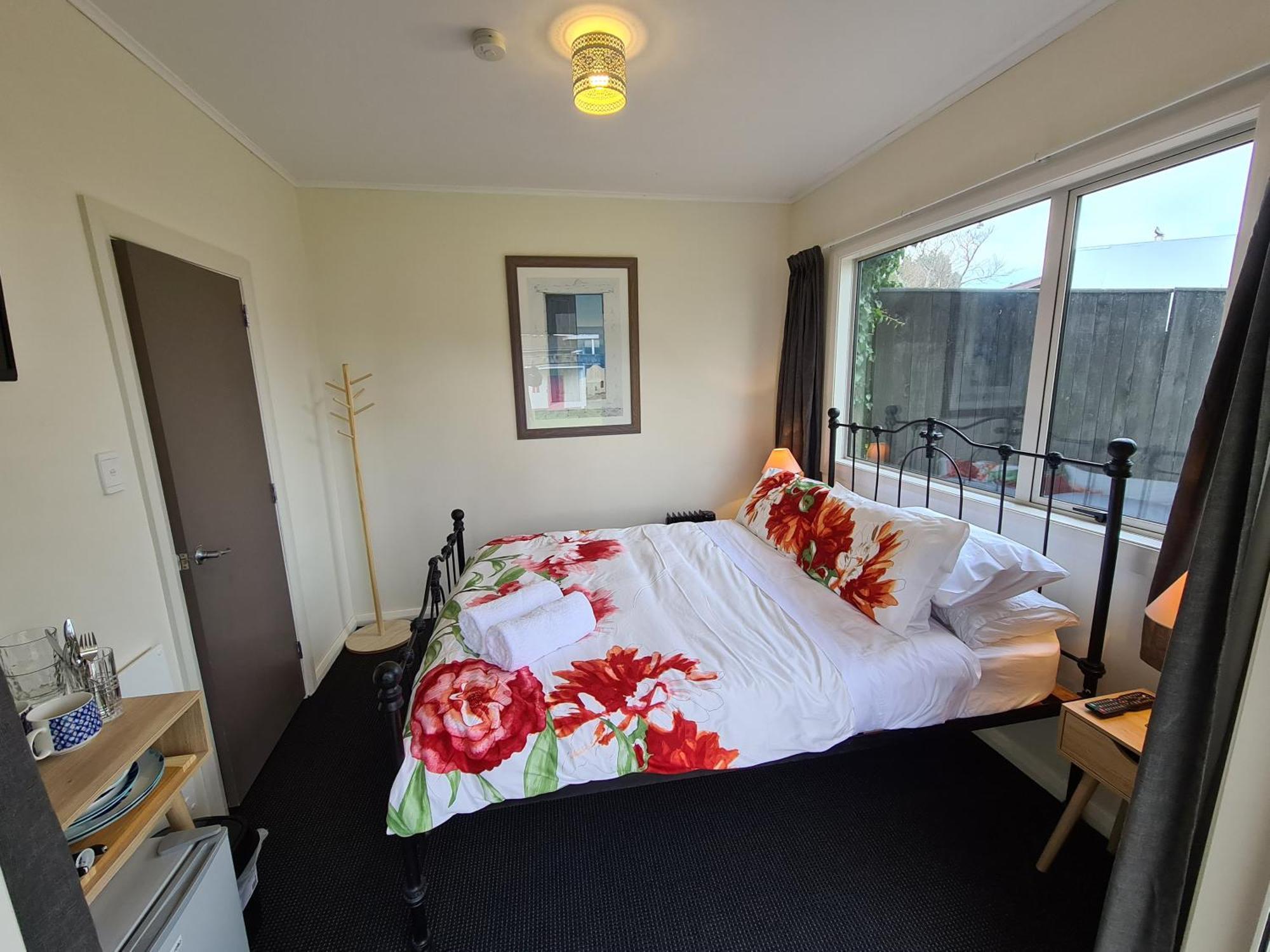 Central Masterton Sleepout Екстериор снимка